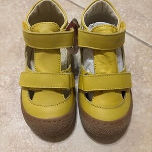 Yellow Kids Shoes, Naturino Original, size 24